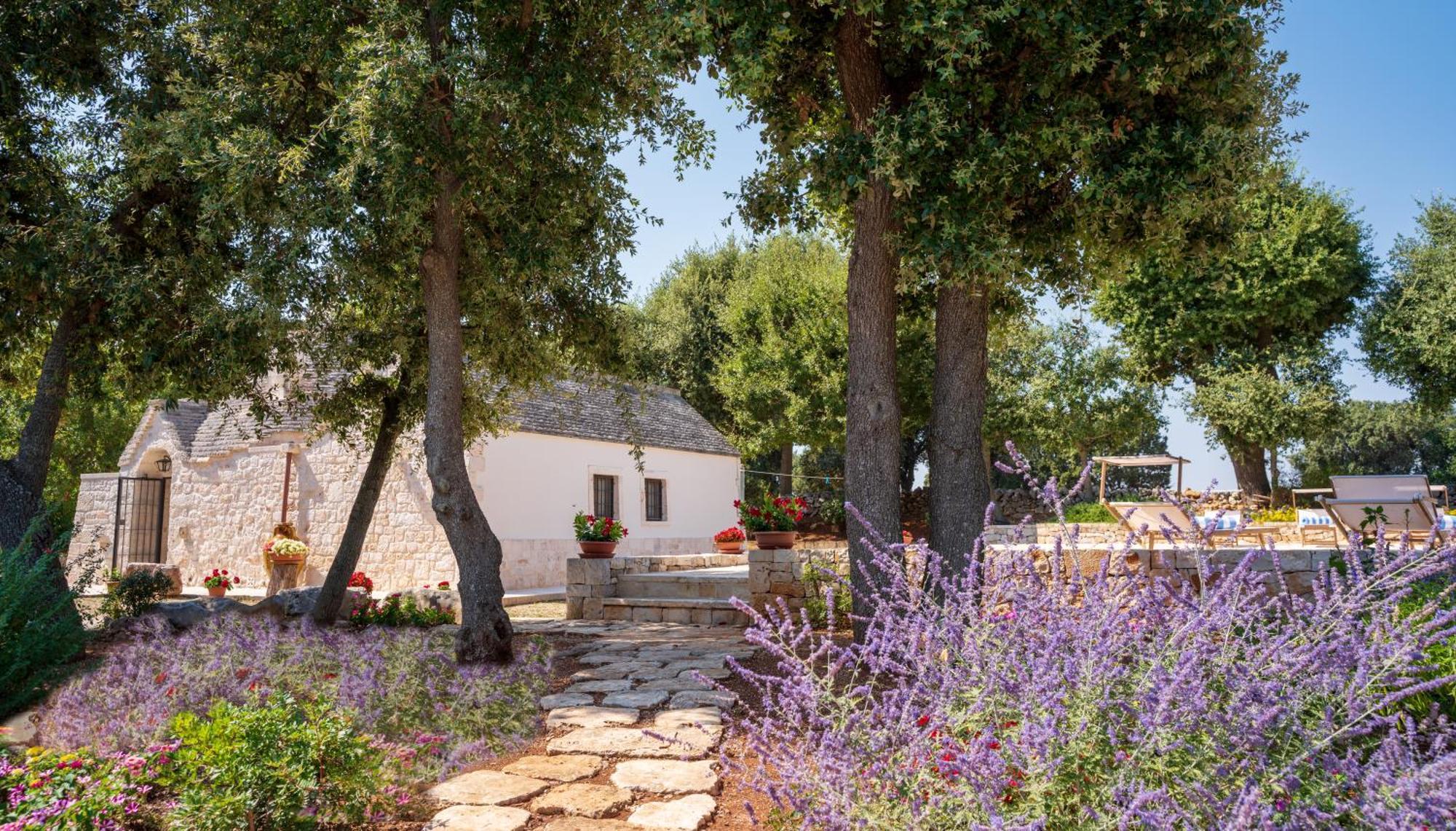 Trullo Mont Bell Con Giardino E Piscina Privata Holiday home
