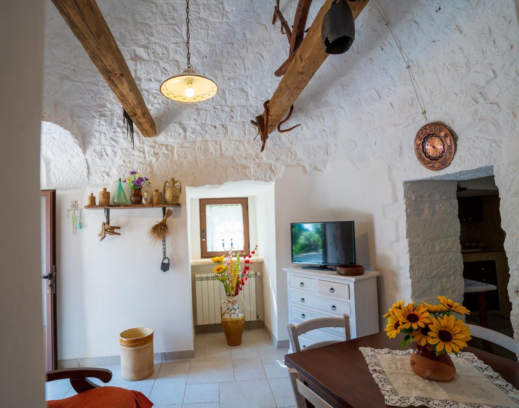 Trullo Mont Bell Con Giardino E Piscina Privata * Selva Di Fasano